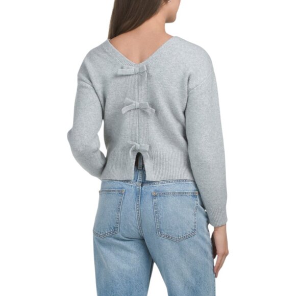 ALMOST FAMOUS Wear Me Two Ways V-neck Sweater With Bow Detailing - Picture 2 of 3